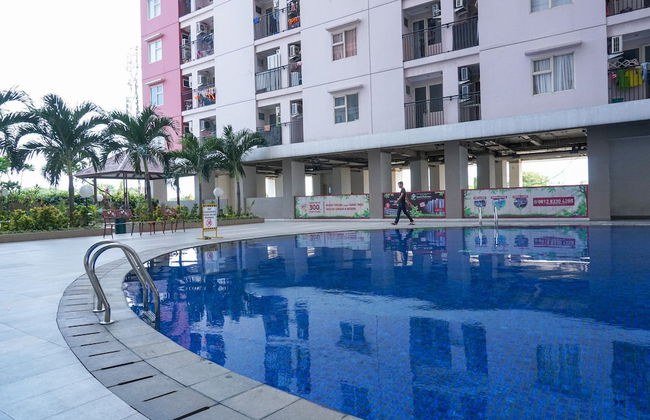 Fully Furnished Studio at Green Park View Apartment - Photo 11