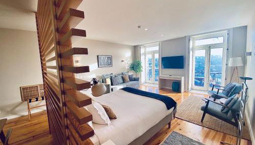 Vitoria's Terrace Apartments - Photo 3