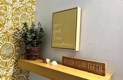 The Annabelle-- Bright 4 Bedroom Home, Heated Pool - Foto 15