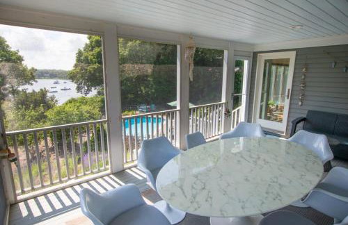 Stunning Home with In-Ground Pool - Photo 13