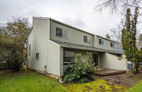 Cozy 3-Bedroom Townhome - 3 Miles from OSU! - Foto 24