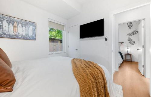 New-Dog Friendly,Hot Tub, Fire-pit, 1 mile to DTWN - Foto 23