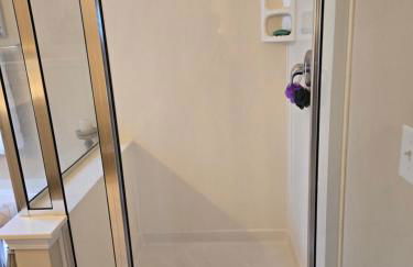 Private Master Suite for Solo Travelers and Pros - Foto 23