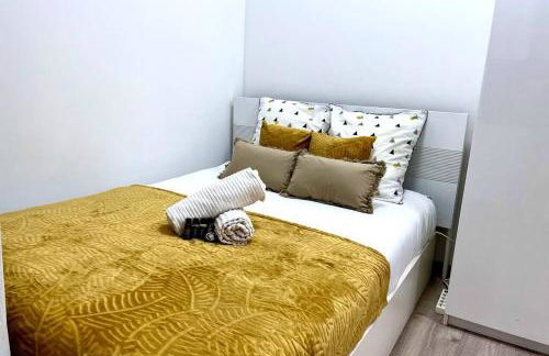 Exceptionnelle maison de ville ✧Cour privée ✧Métro - Foto 13