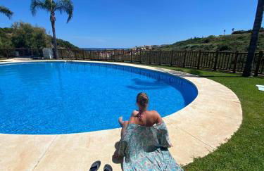 Home in Alcaidesa - sea & golf view with swimming pool - Foto 16