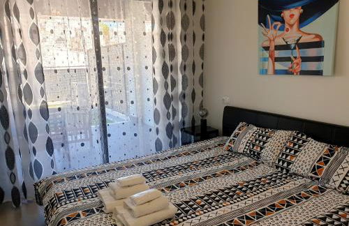 Boutique apartment near the beach, 1 Gbps Wi-Fi - Photo 4