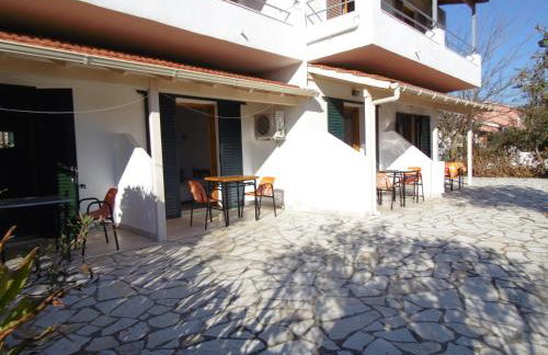 Apartments Elli - Nikos - Photo 7