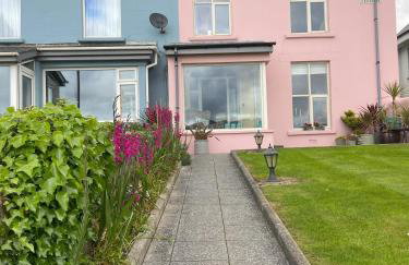 Dolly's Cottage - Photo 1