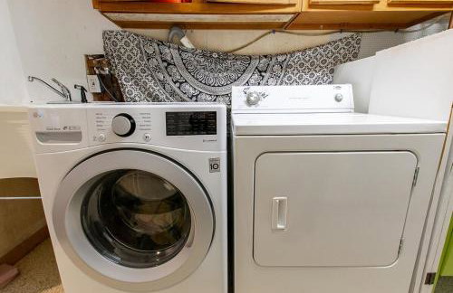 Large Home w Fire Pit and Dogs Welcome - Foto 26