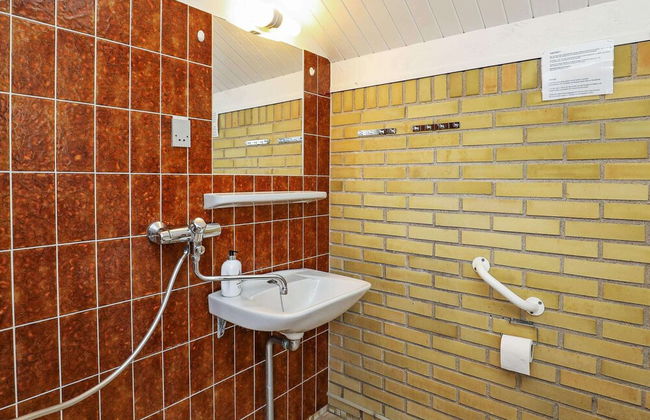 4 Person Holiday Home in Askeby - Foto 13