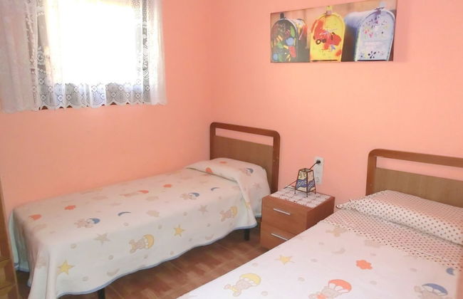 Beautiful Villa in Blanes With Private Swimming Pool - Photo 12