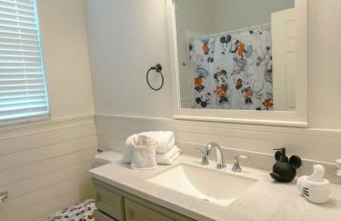 Beautiful Apartment Near Disney - Photo 35