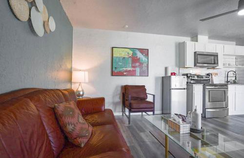 1BR Apt 7 mins Integris Monthly 15 Off #20A - Foto 60
