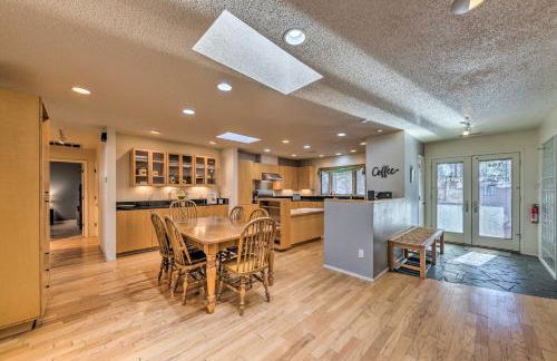 Ruidoso Getaway with Deck - 16 Mi to Ski Apache - Foto 9