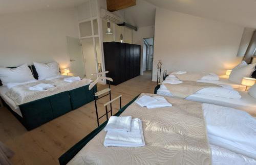 Munich Large Apartment 155 qm with 4 Bedrooms top located 1 to 12 guests - Foto 13