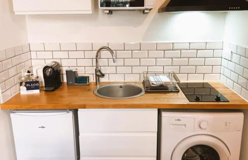 L'Explorateur - Gare - Cozy - Wifi - TV - Photo 13