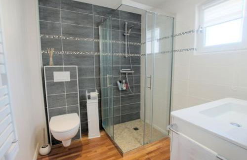 Maison charmante avec WiFi près des plages et pistes cyclables - FR-1-835-9 - Foto 5