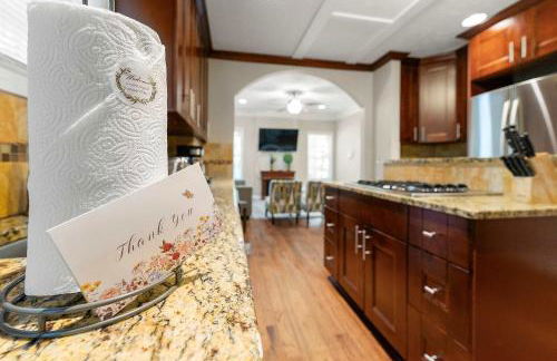 The Manor l 5-Bedrooms A Location Sleeps 12 - Foto 15