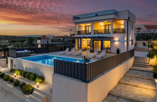 Villa Katarina with pool and jacuzzi - Foto 39