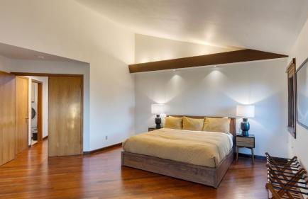 Half Block to Beach w/ Oceanview, Patio + Balcony The Shore Pine by Avantstay - Foto 40