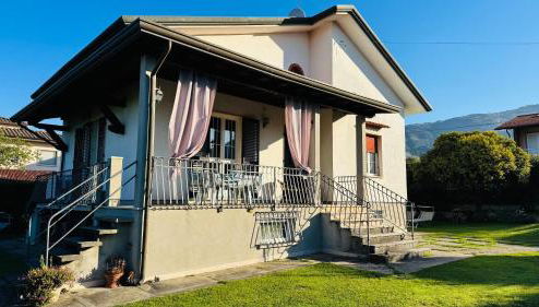 Versilia Apartment with Garden - Foto 1