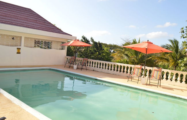 Sea Grove Villa - Photo 1