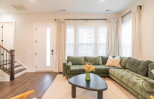 Spacious 4BR Near UNC Charlotte & Major Venues - Foto 21