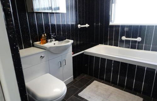 Stylish 3 Bedroom House Near NEC, City Centre - Foto 5