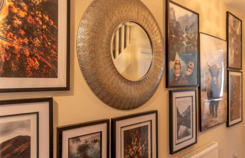 Charming Modern Retreat with Private Garden - Pass the Keys - Foto 26