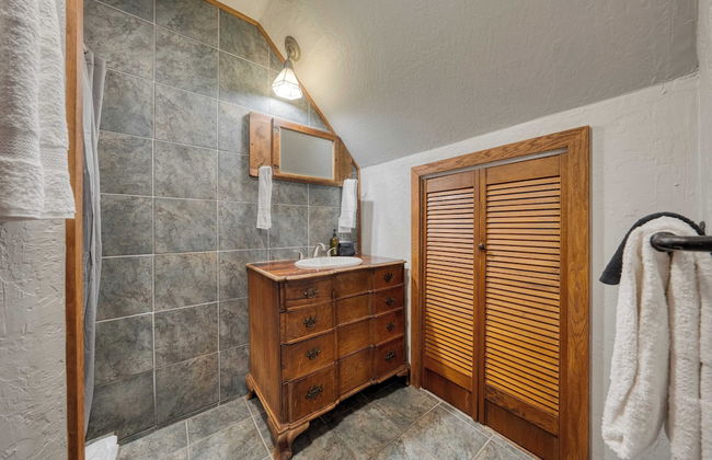 Private Deck, Fireplace, and Ski Access Near Northstar The Lazy Bear - Foto 18