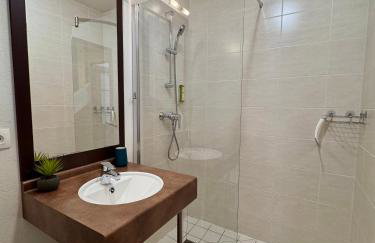 Maison 6 Personnes, Piscine Chauffée, Sauna, 6min du Centre de Pont-Aven - Foto 20