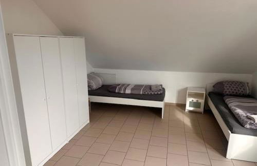 4 Personen I 2 Schlafzimmer I Wohnung Wörrstadt mit Parkplatz - Foto 10