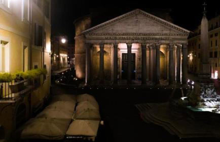 Casa Morgana - The Pantheon Balcony Suite - Photo 14