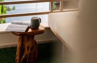 Rustic Boutique Apartment with Live Olive Tree & Private Parking - Photo 10