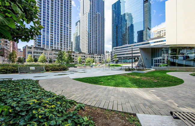 Family Size 2 Bedroom Fully Furnished Condo Sleeps 6, Parking Available, 3tvs - Foto 26