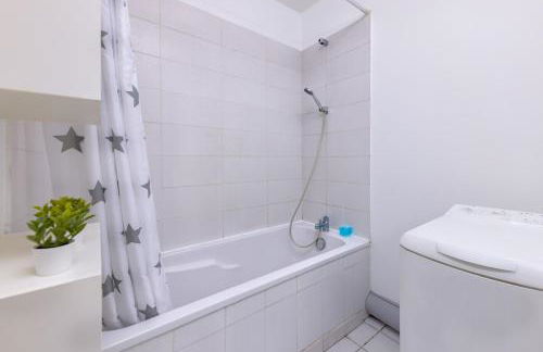 Montpellier Centre - Antigone - Parking Privé et Gratuit - Foto 9