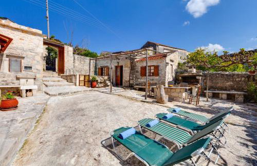 Traditional Home Vereniki With Heated Pool - BY APOKORONAS VILLAS - Foto 8