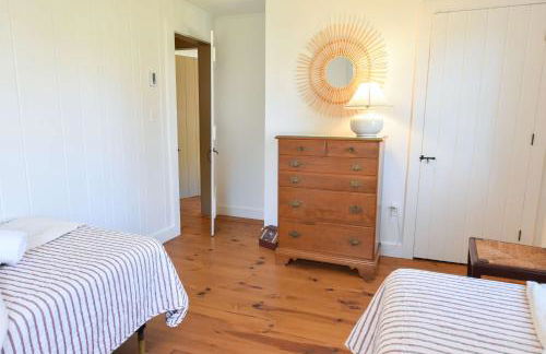 Walk to Water w Stunning Cove Views - Foto 23