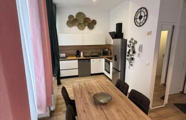 Grand F2 centre-ville, parking privée - Foto 7