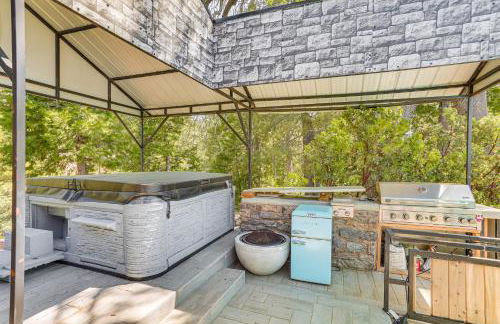 Lake Arrowhead Cabin with Hot Tub and Mountain Views! - Foto 17