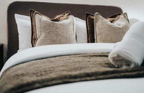 New Modern 2 Bedroom Central Apt Greater Manchester, Sleeps 5, Near Airport with Great Transport Links - Foto 17