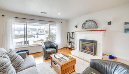 Seaside Vacation Rental with Patio Near Monterey Bay - Foto 4