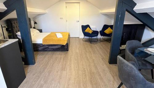 Loft studio apartment, BL, Town Centre, Secure gated parking option, Modern, fresh and spacious living, Netflix ready TV, Wifi - Foto 3