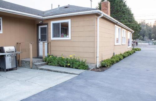 Private Home - #RedwoodSkyWalkRetreat - 5BD, Pro Pool Table, BBQ, Foosball, Darts, Fireplace, Movie Projector, Stereo, Cotton Bedding - Foto 2