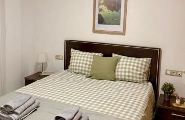 Ático con terraza privada, solárium y piscina en zona tranquila - Photo 2