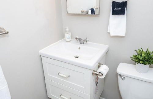 Modern 2BR Gem Steps to The Greene UD & WPAFB - Photo 19