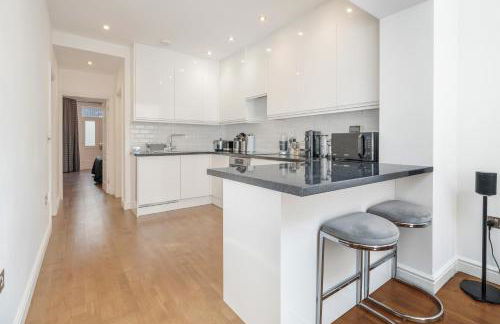 Maida Vale Gem by Little Venice with Stunning Garden - Photo 12