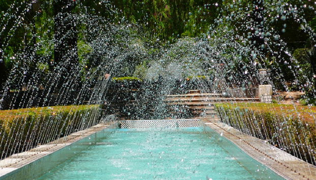 Descubre las maravillas de Sevilla - Foto 2