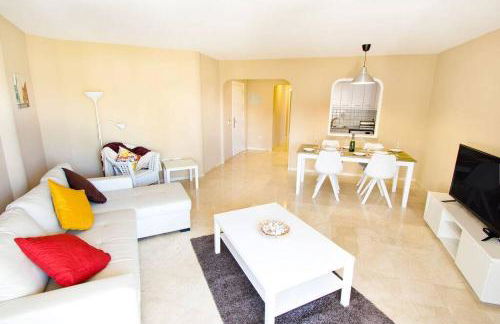 Spectacular Apartment in Matchroom Country Club - Photo 10