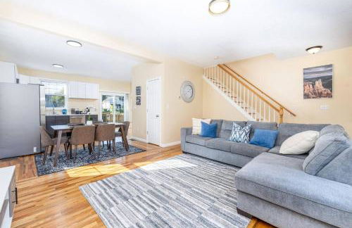 Bright & Cozy Stay in the Heart of Hartford - Foto 1